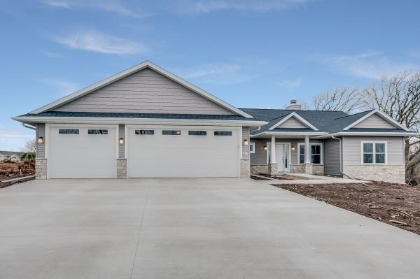 Driveway Concrete Laying in Johnstown